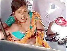 femmes belles et grosses | bhabhi | gros seins | poitrine | desi
